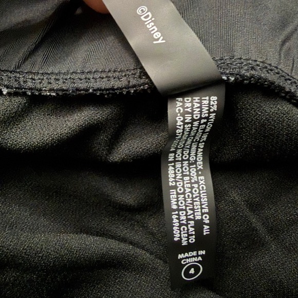 Torrid Disney Lilo & Stitch RashGuard Sz 3 & Shorts Sz 4 Tropical Floral Swimset - Picture 10 of 13